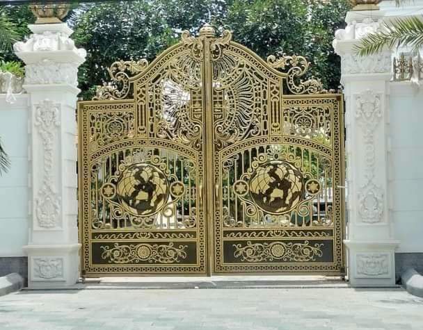 Cổng nhôm đúc quả cầu thế giới mẫu C-202