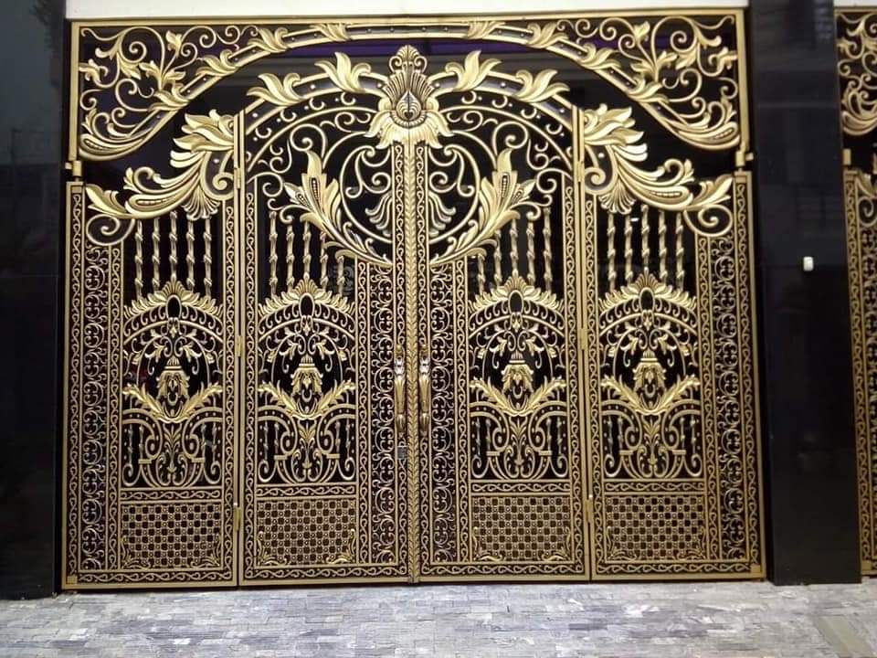 Cổng nhôm đúc hoa văn mẫu C-209