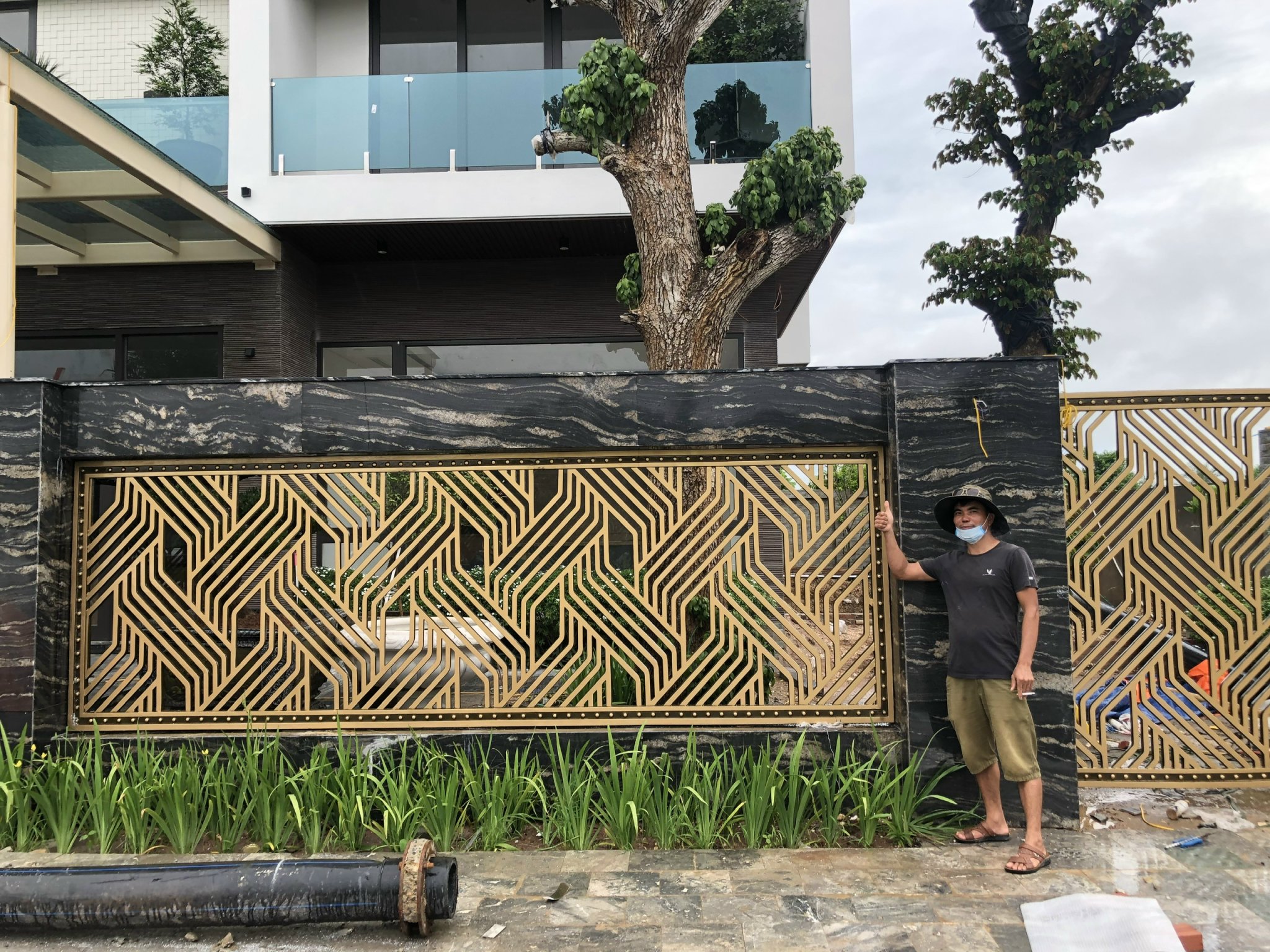 Hàng rào nhôm đúc phong cách mới mẫu HR - 070