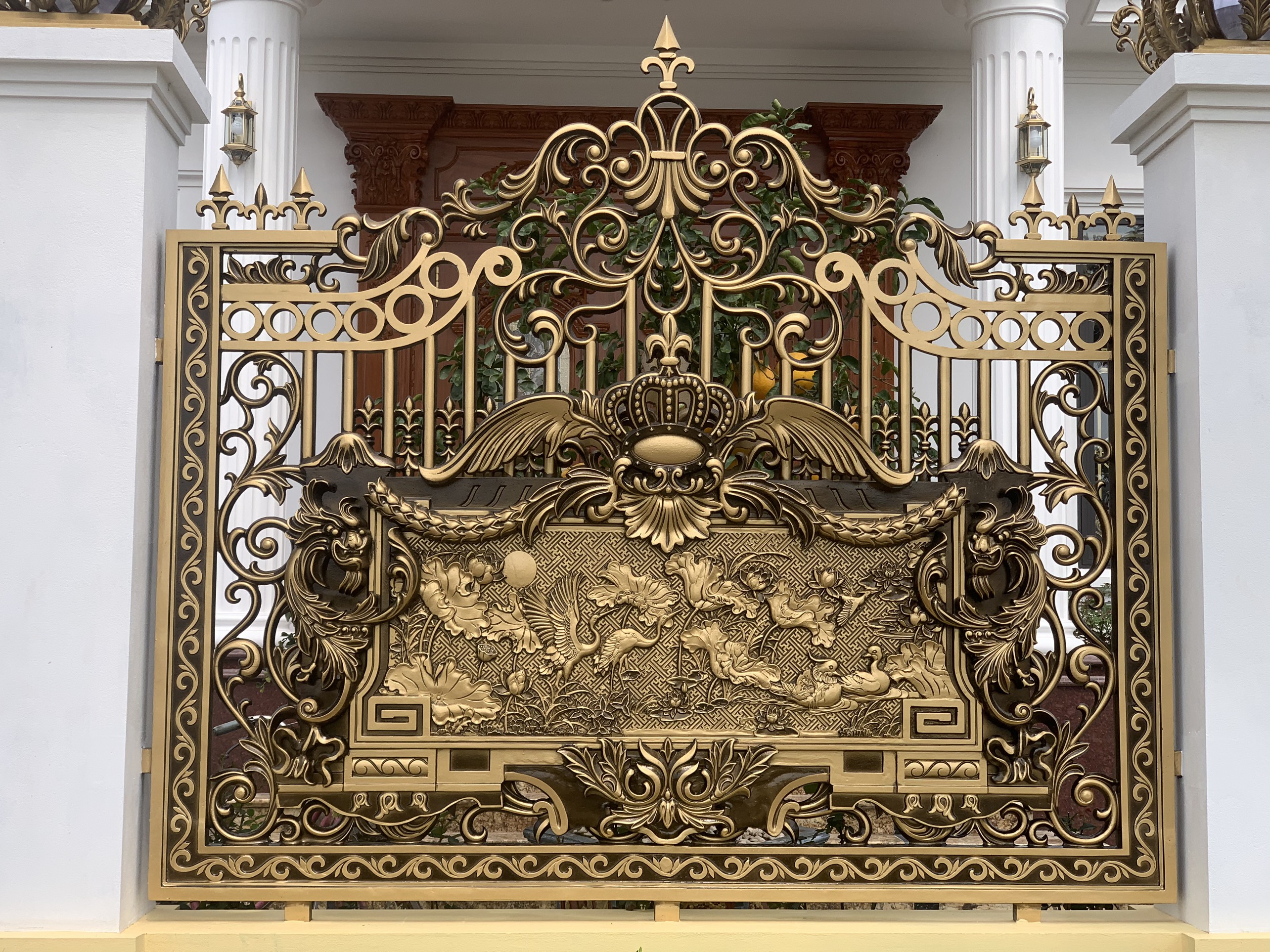 Hàng rào nhôm đúc bức tranh cò mẫu HR - 067