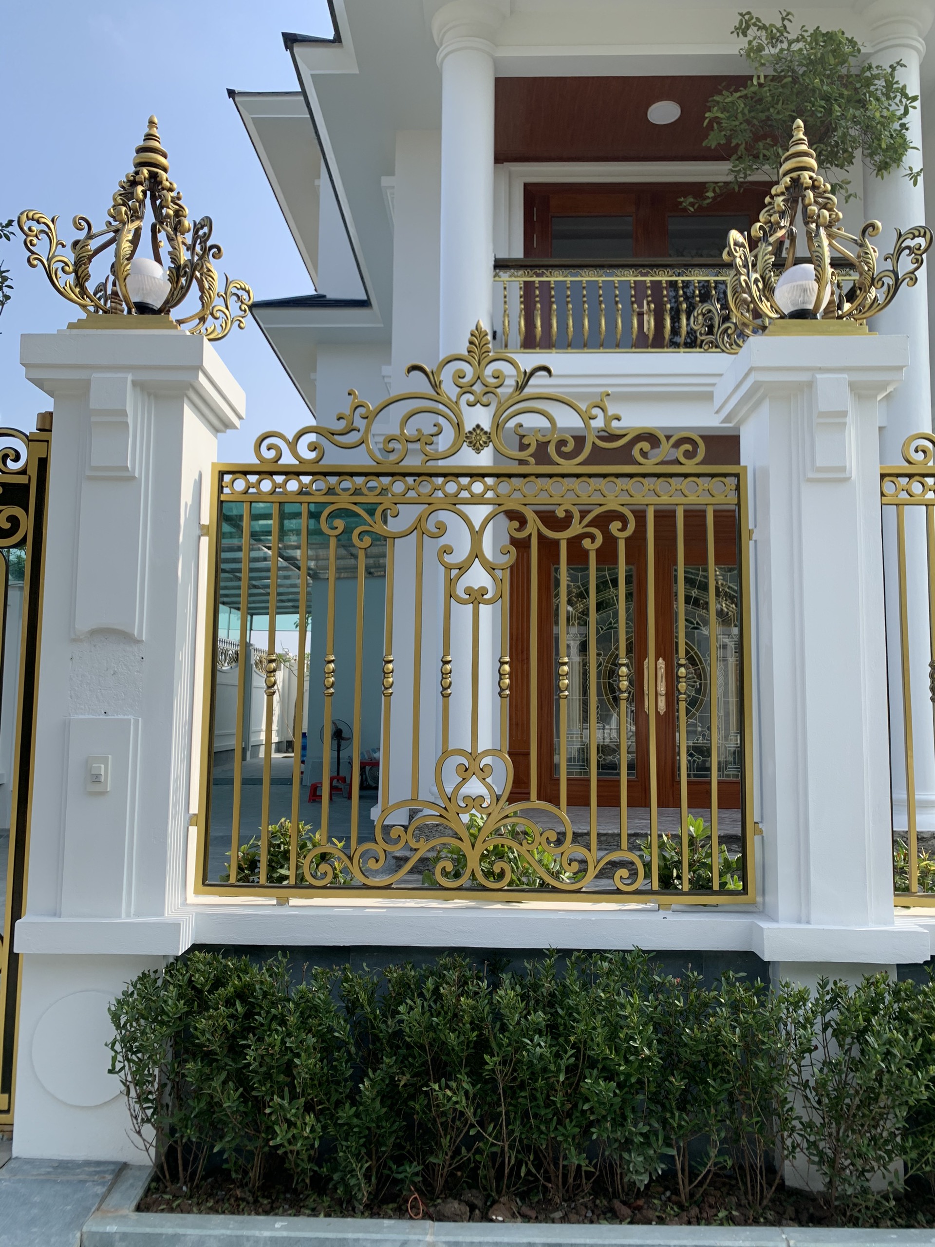 Hàng rào nhôm đúc phong cách đơn giản mẫu HR - 058