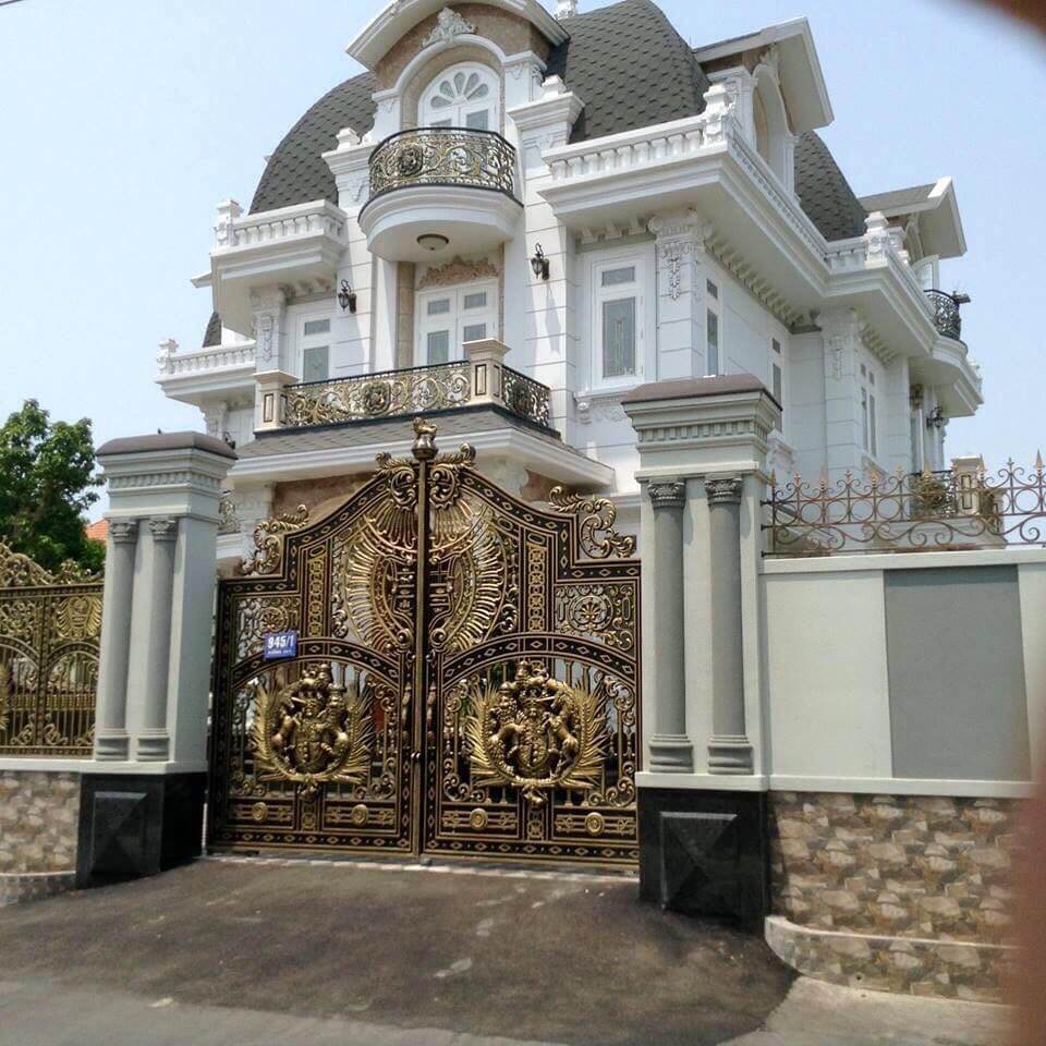 Cổng nhôm đúc Buckingham mẫu C-128